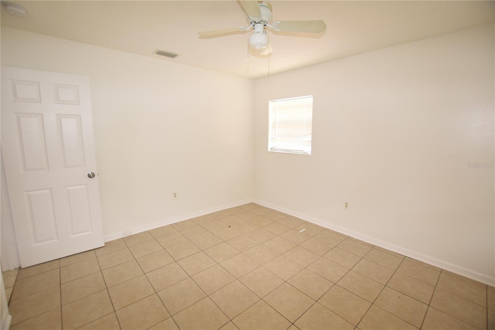 1801 CENTER ST #2, LEESBURG, FL, 34748