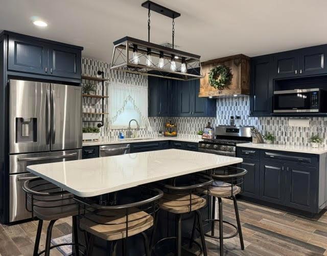 825 E LAKESHORE BLVD, KISSIMMEE, FL, 34744