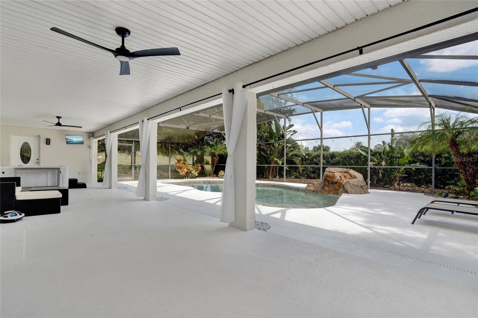 24932 SARANAC CT, EUSTIS, FL, 32736