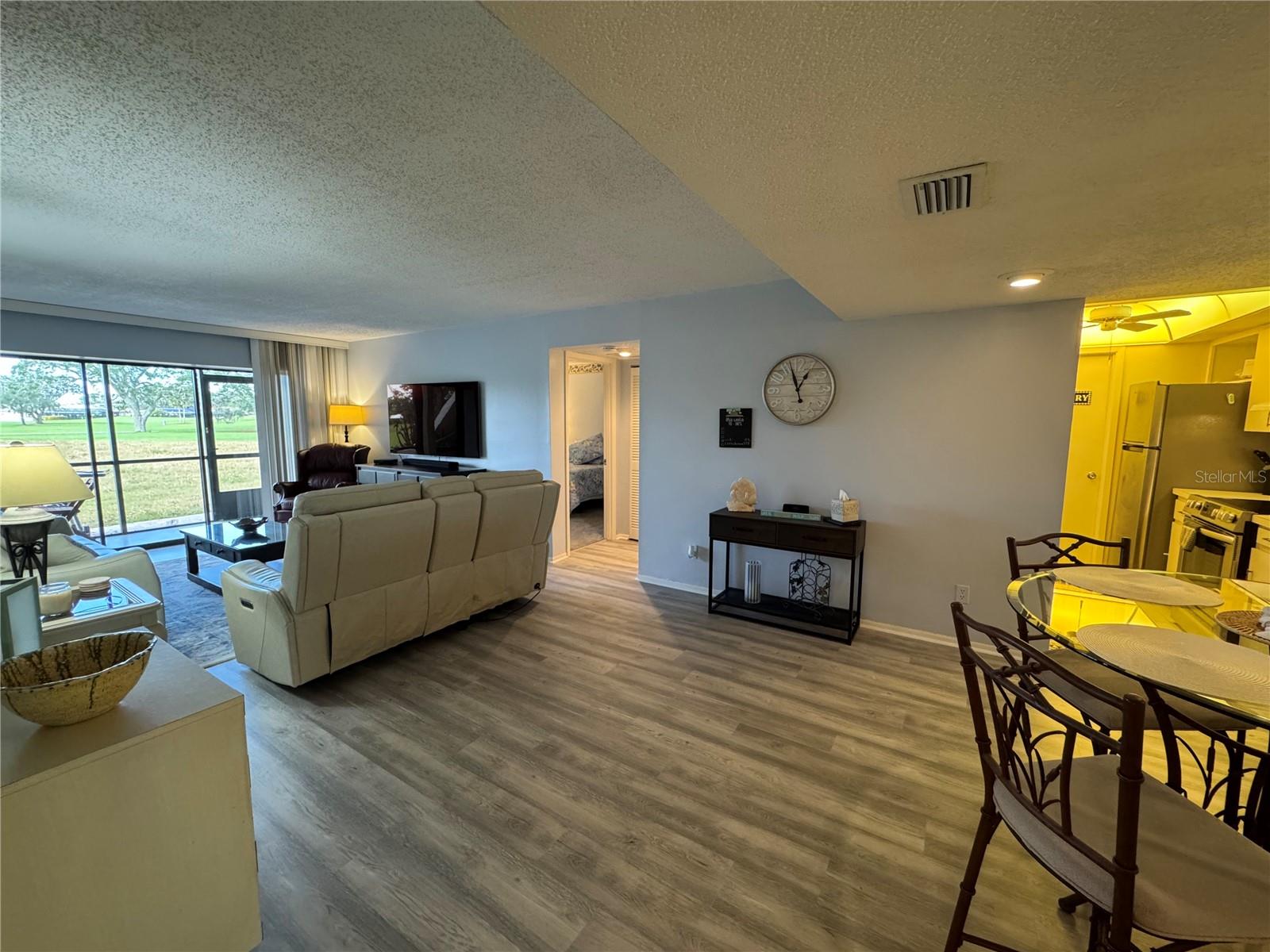 6120 43RD ST W #101B, BRADENTON, FL, 34210