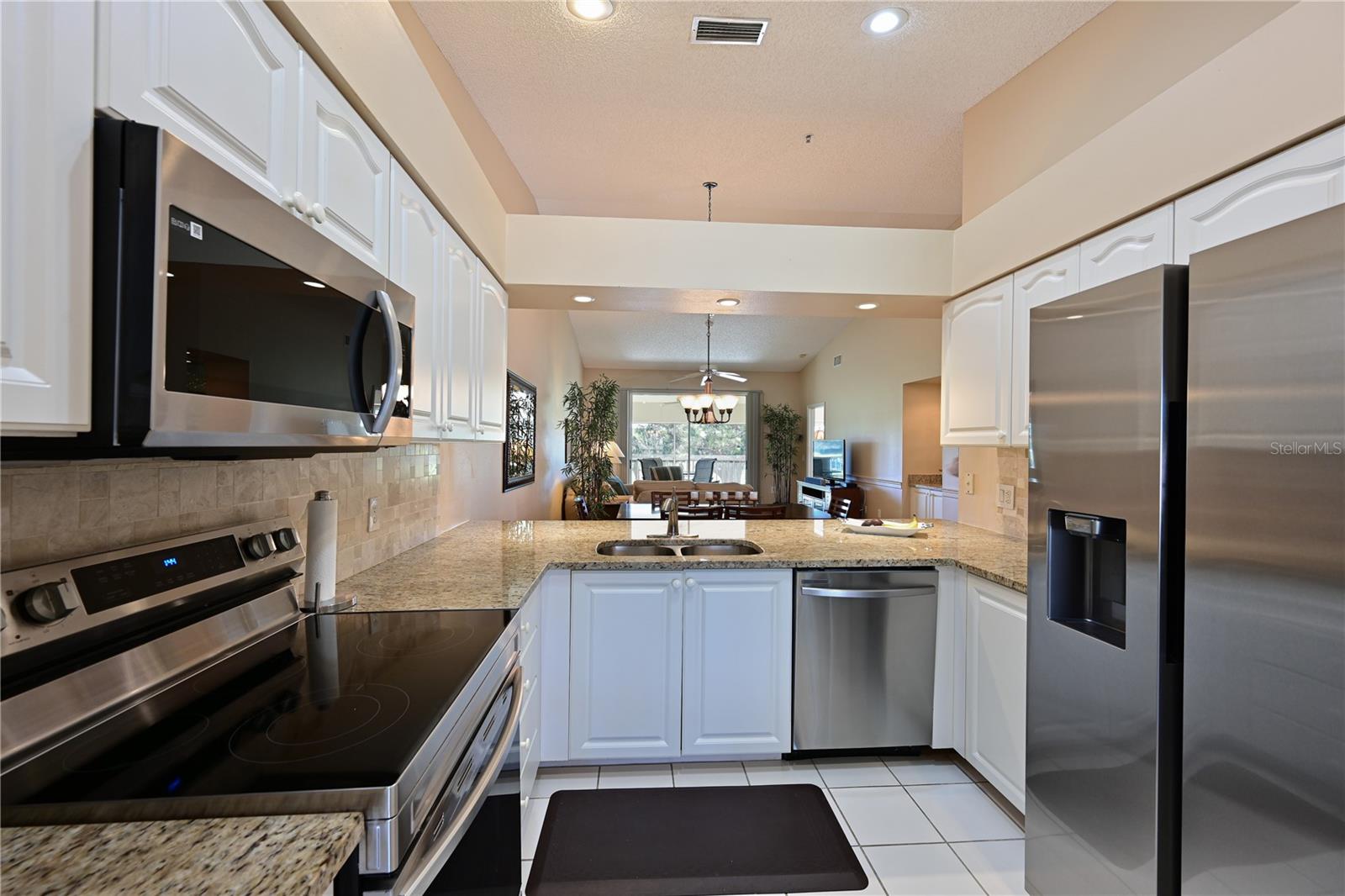 6908 DREWRYS BLF #712, BRADENTON, FL, 34203