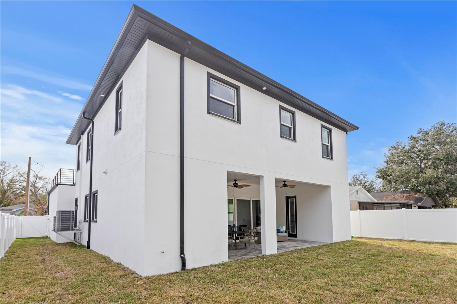 3317 W NAPOLEON AVE, TAMPA, FL, 33611