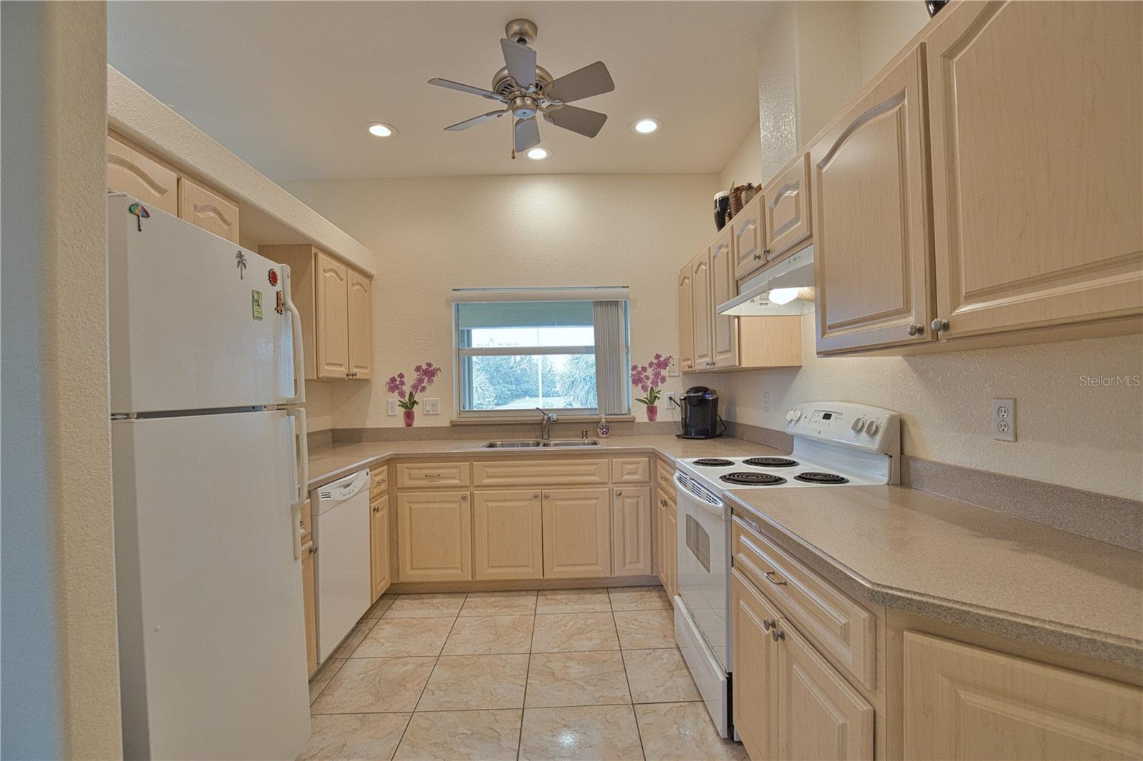 110 ALBATROSS RD, ROTONDA WEST, FL, 33947