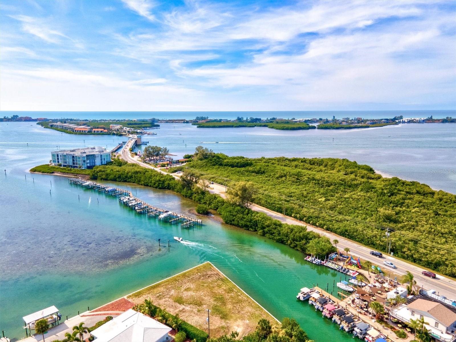 14724 PONCE DE LEON TRL, PORT CHARLOTTE, FL, 33981