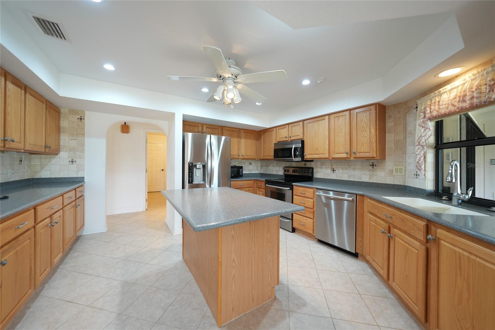 543 SPRING LAKE BLVD NW, PORT CHARLOTTE, FL, 33952