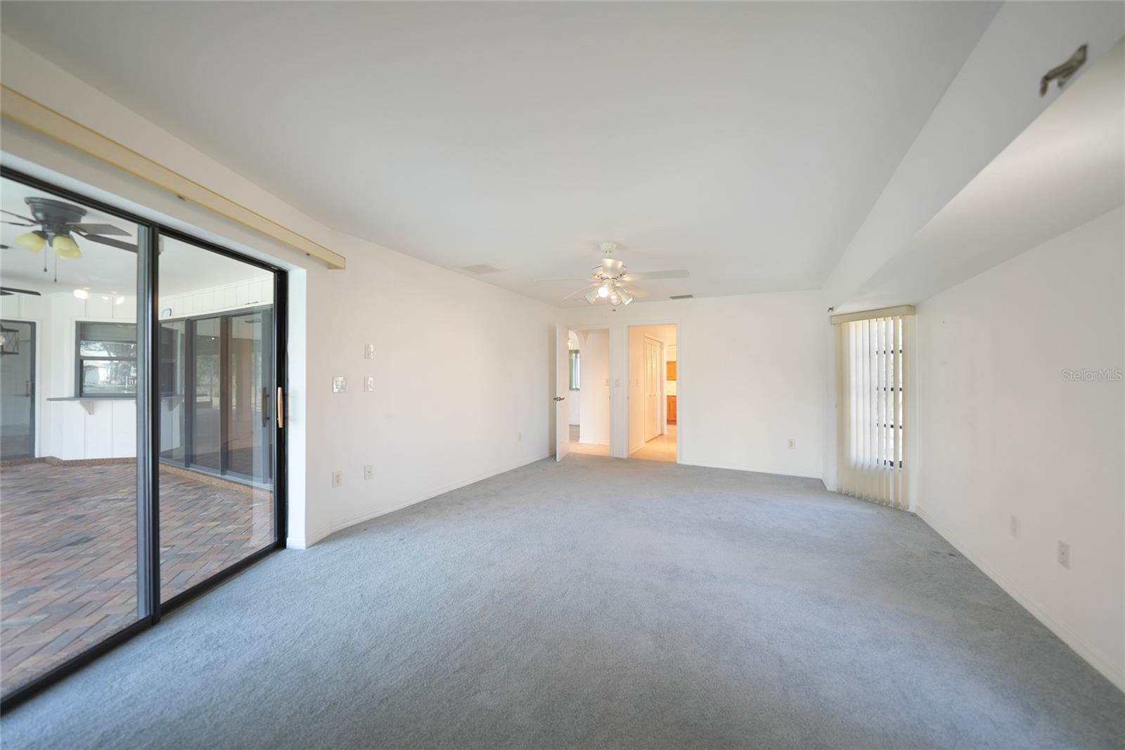 543 SPRING LAKE BLVD NW, PORT CHARLOTTE, FL, 33952