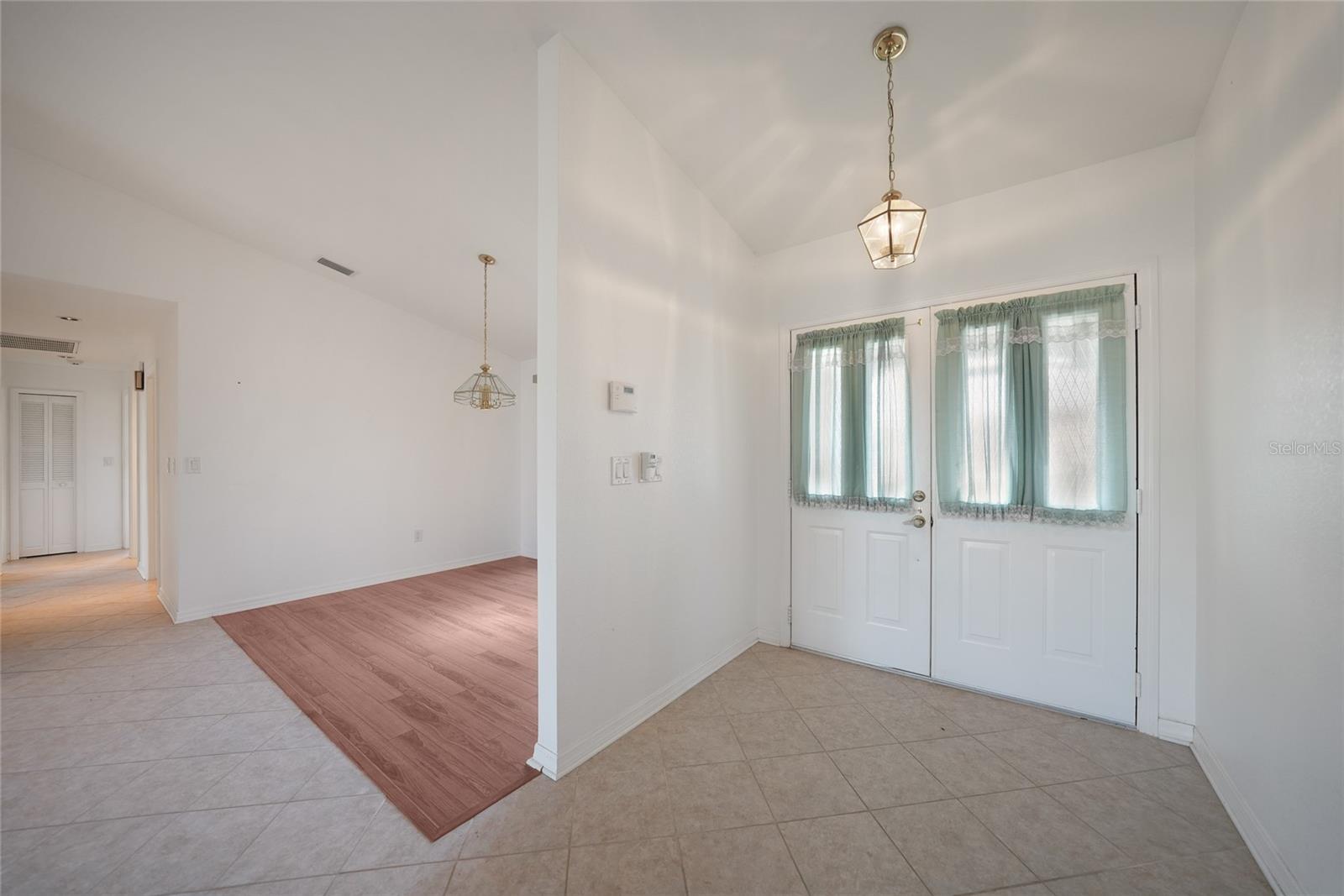 543 SPRING LAKE BLVD NW, PORT CHARLOTTE, FL, 33952