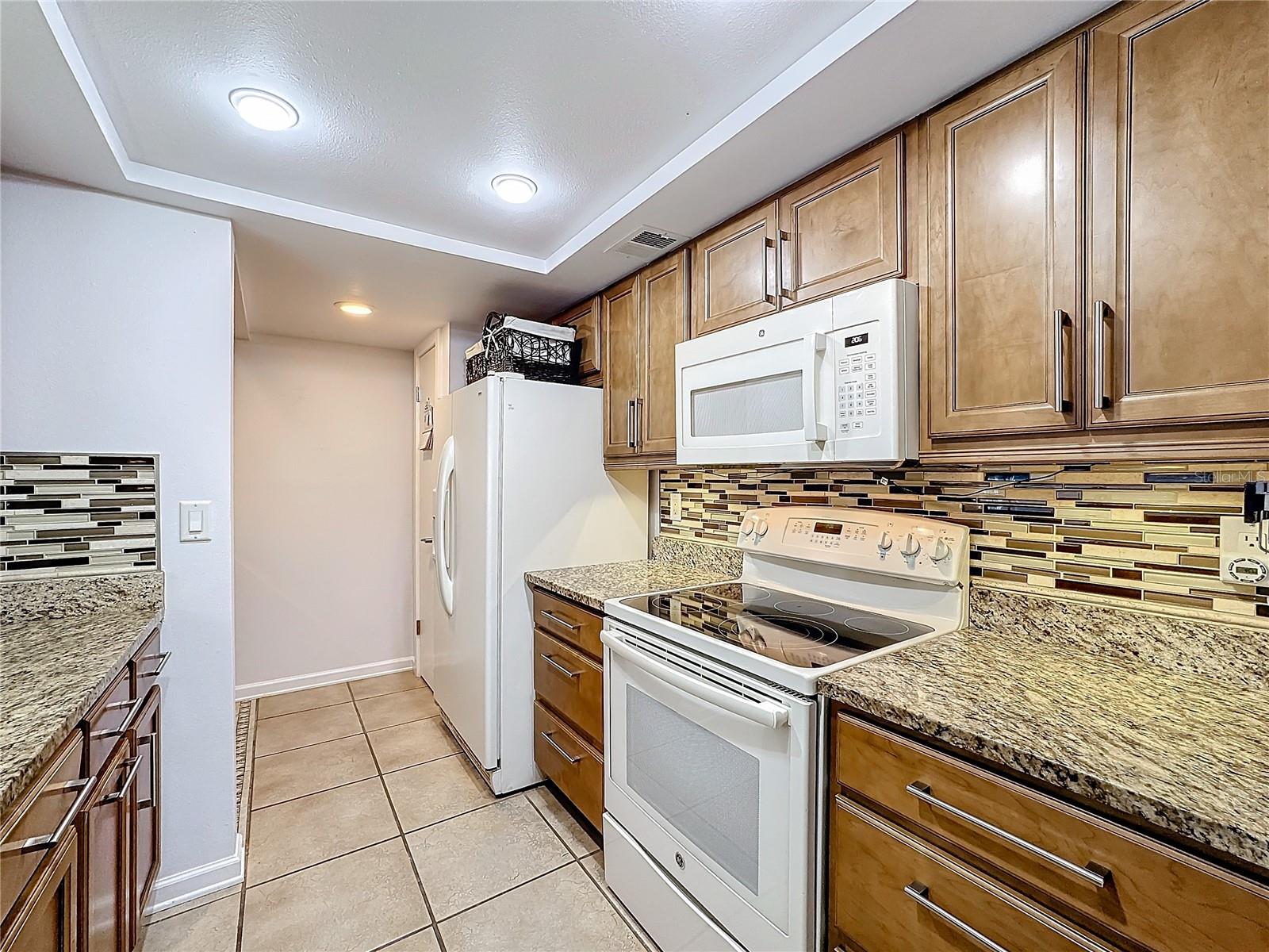 2753 GREEN MEADOW CIR, KISSIMMEE, FL, 34741
