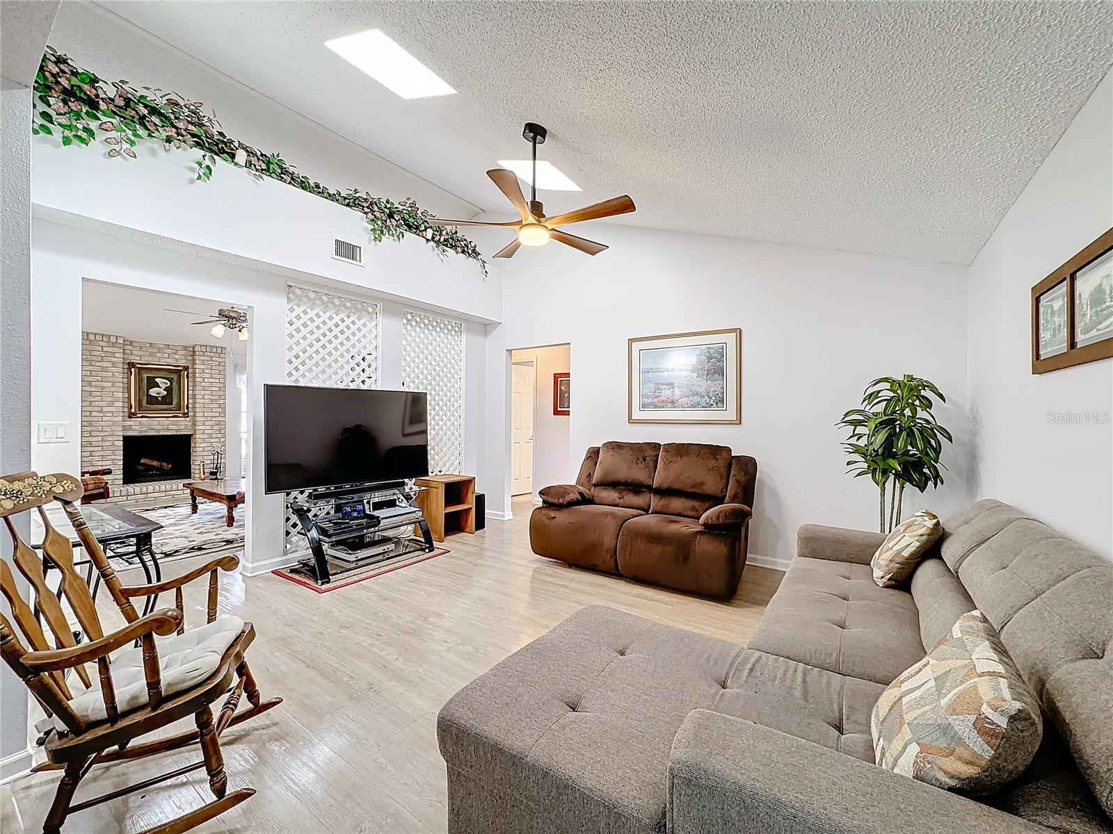 2753 GREEN MEADOW CIR, KISSIMMEE, FL, 34741