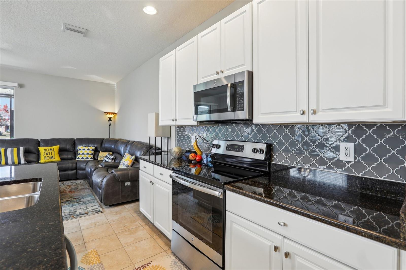 7069 TOWNE LAKE RD, RIVERVIEW, FL, 33578