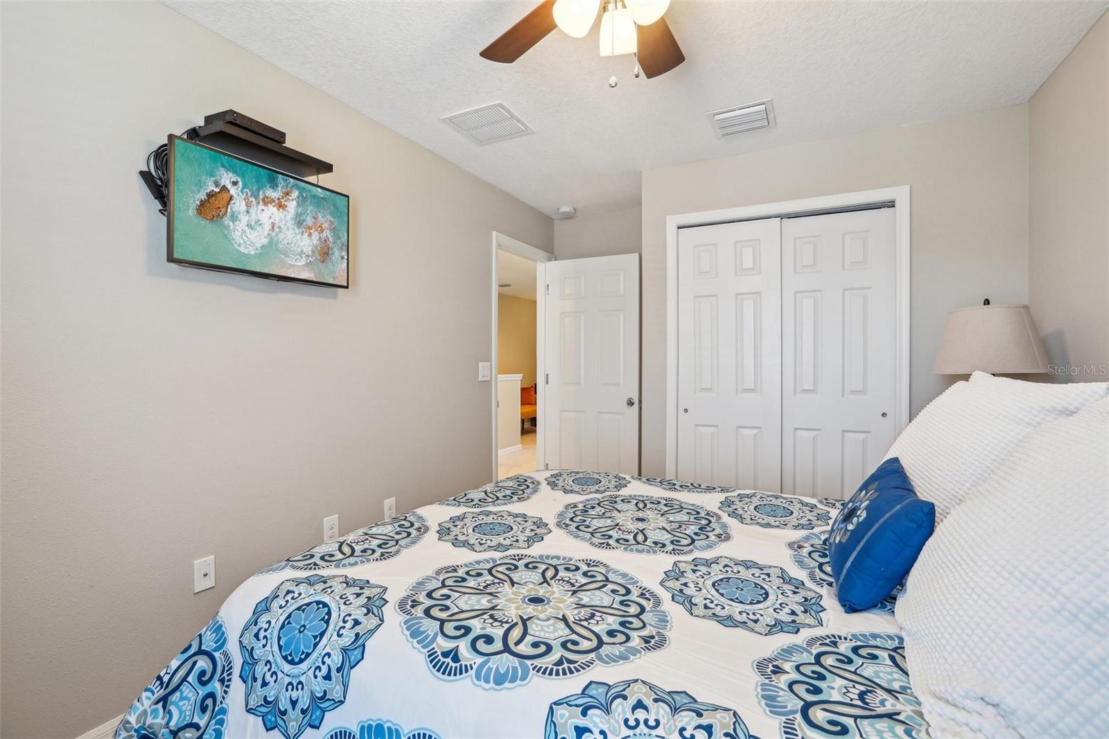 7069 TOWNE LAKE RD, RIVERVIEW, FL, 33578