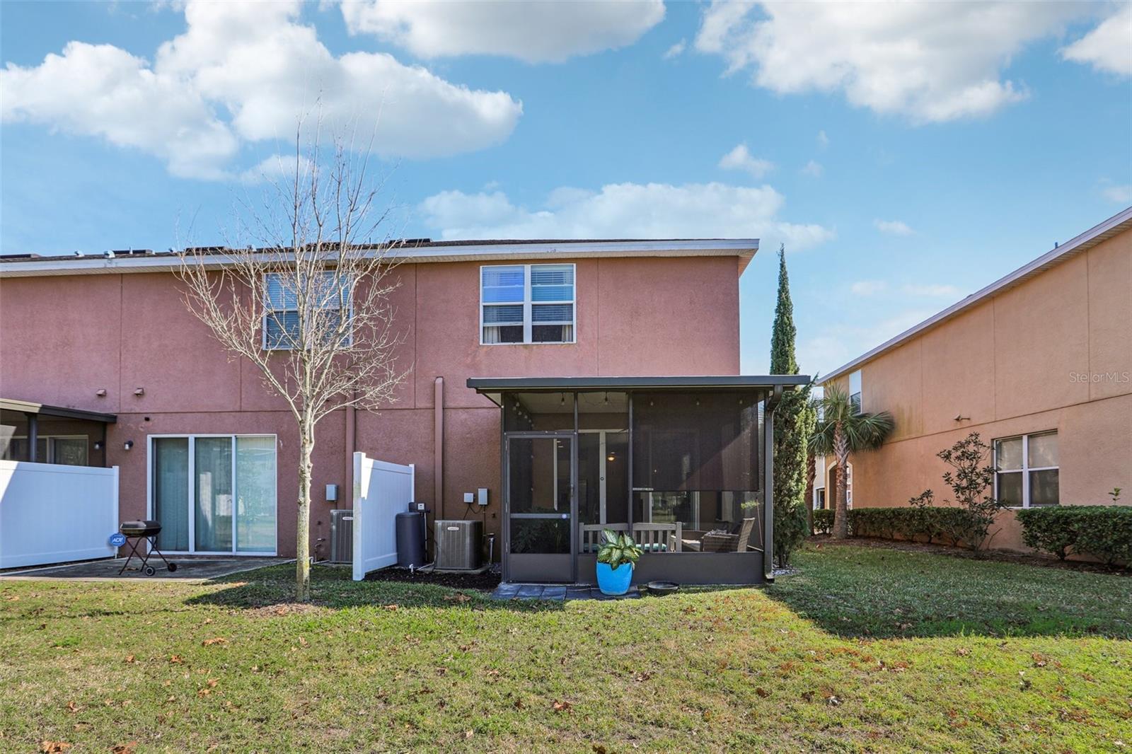 7069 TOWNE LAKE RD, RIVERVIEW, FL, 33578