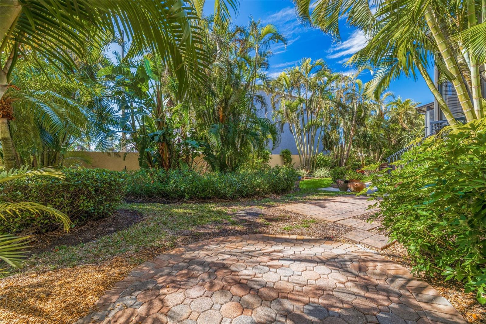 487 PINELLAS BAYWAY S #205, TIERRA VERDE, FL, 33715