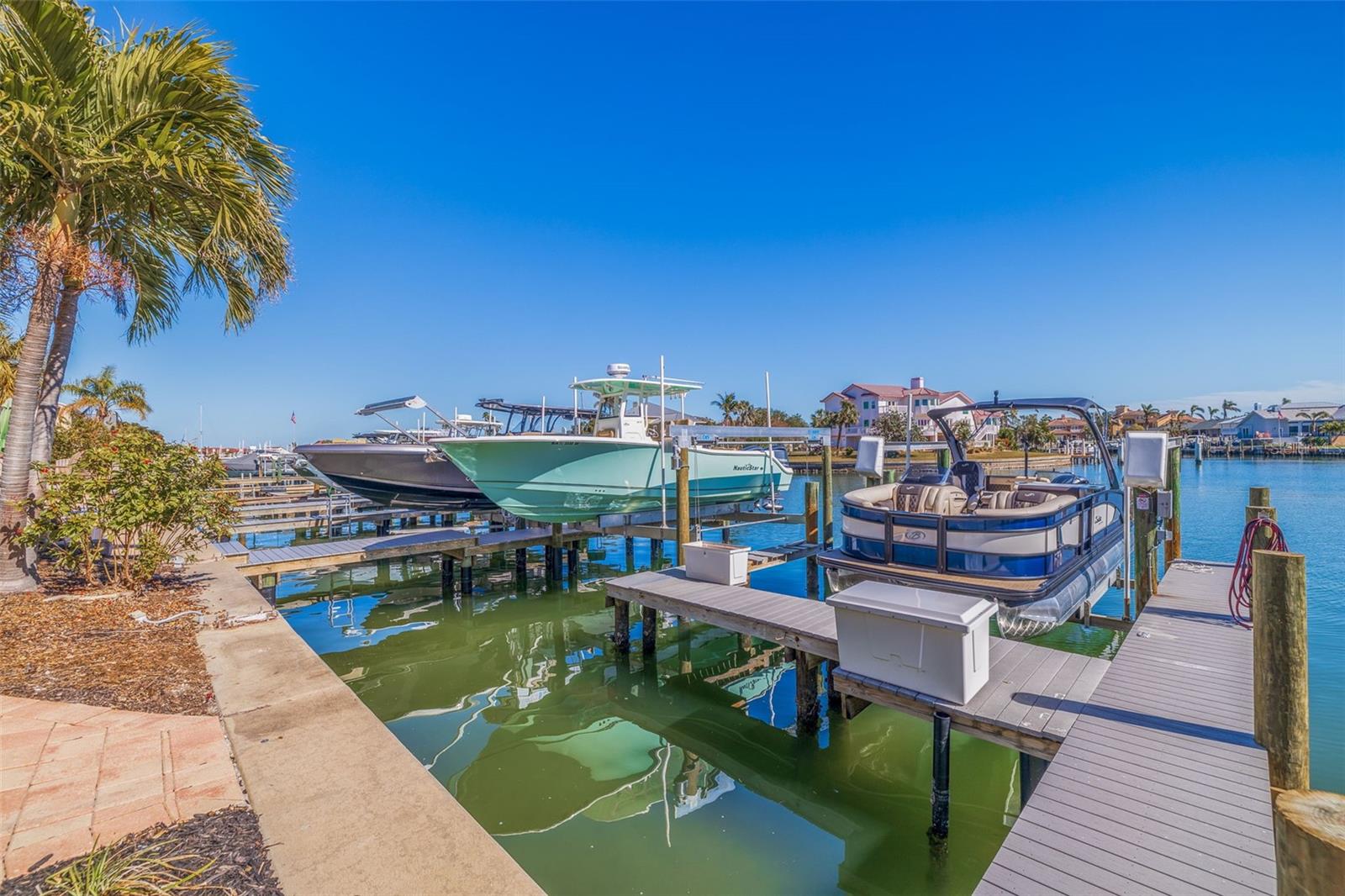 487 PINELLAS BAYWAY S #205, TIERRA VERDE, FL, 33715