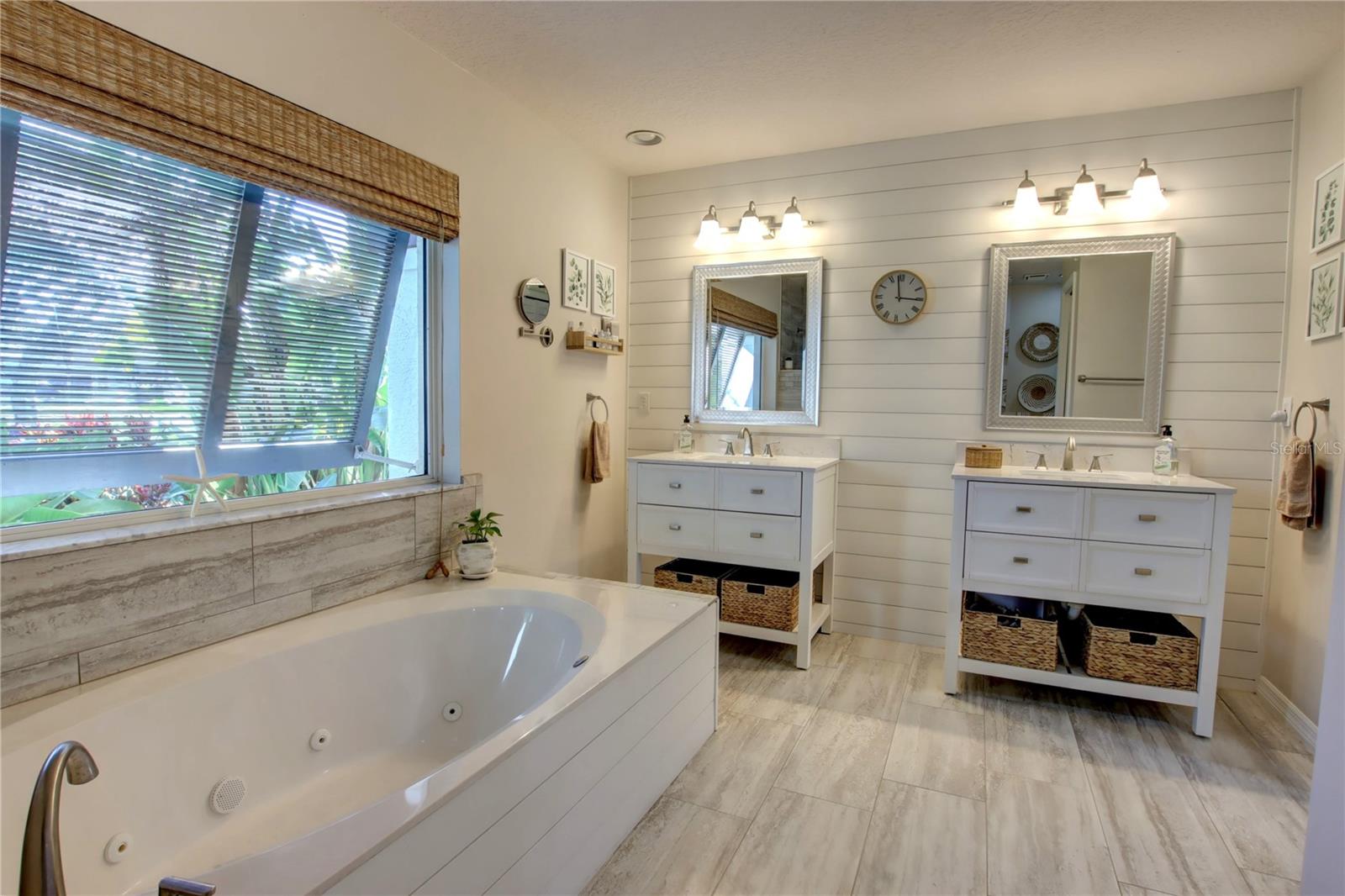 84 BUSCHMAN DR, PONCE INLET, FL, 32127