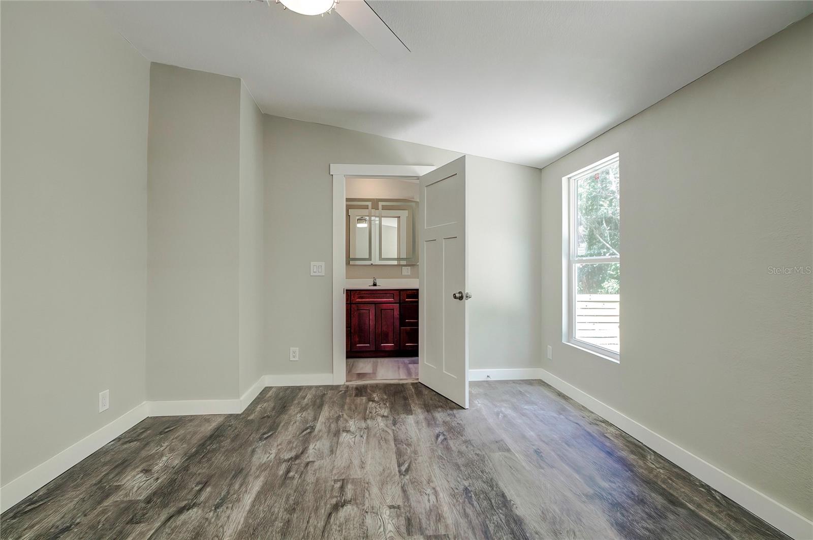 13017 MANATEE AVE, NEW PORT RICHEY, FL, 34654