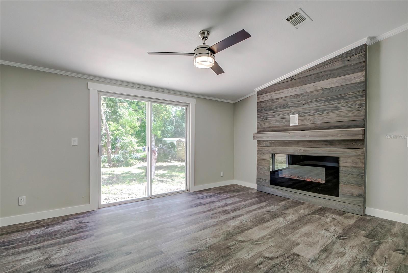 13017 MANATEE AVE, NEW PORT RICHEY, FL, 34654