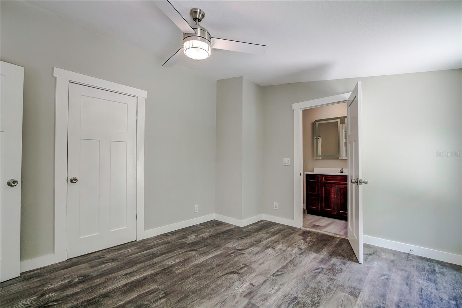 13017 MANATEE AVE, NEW PORT RICHEY, FL, 34654