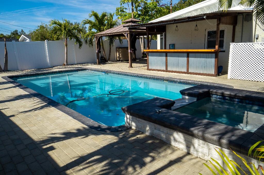 4292 MAPLE ST NE, ST PETERSBURG, FL, 33703