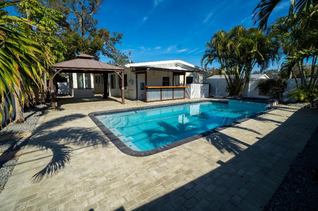 4292 MAPLE ST NE, ST PETERSBURG, FL, 33703