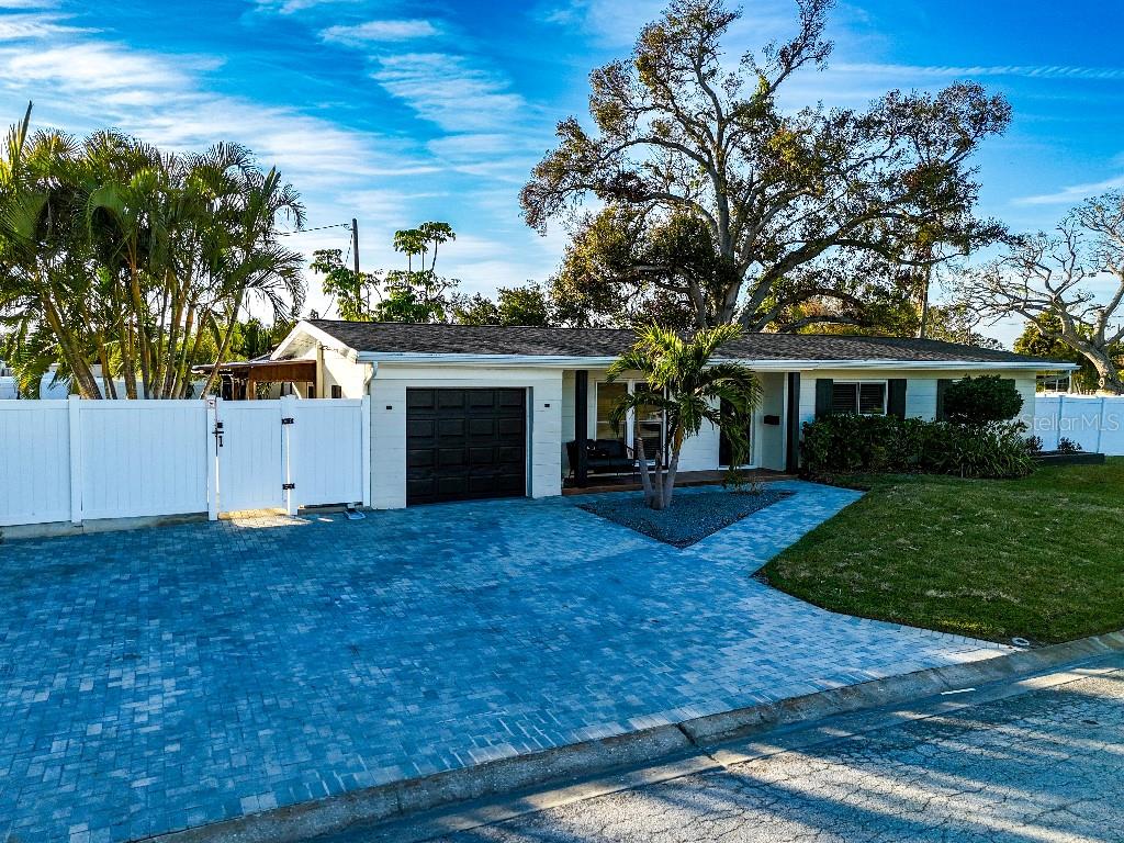 4292 MAPLE ST NE, ST PETERSBURG, FL, 33703