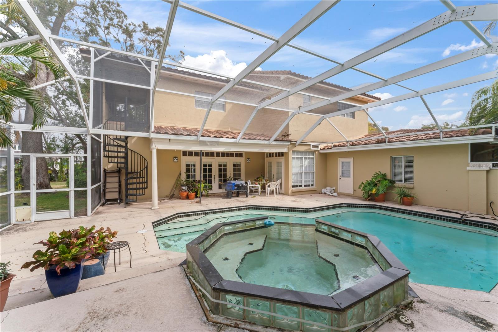 660 GENEVA PL, TAMPA, FL, 33606