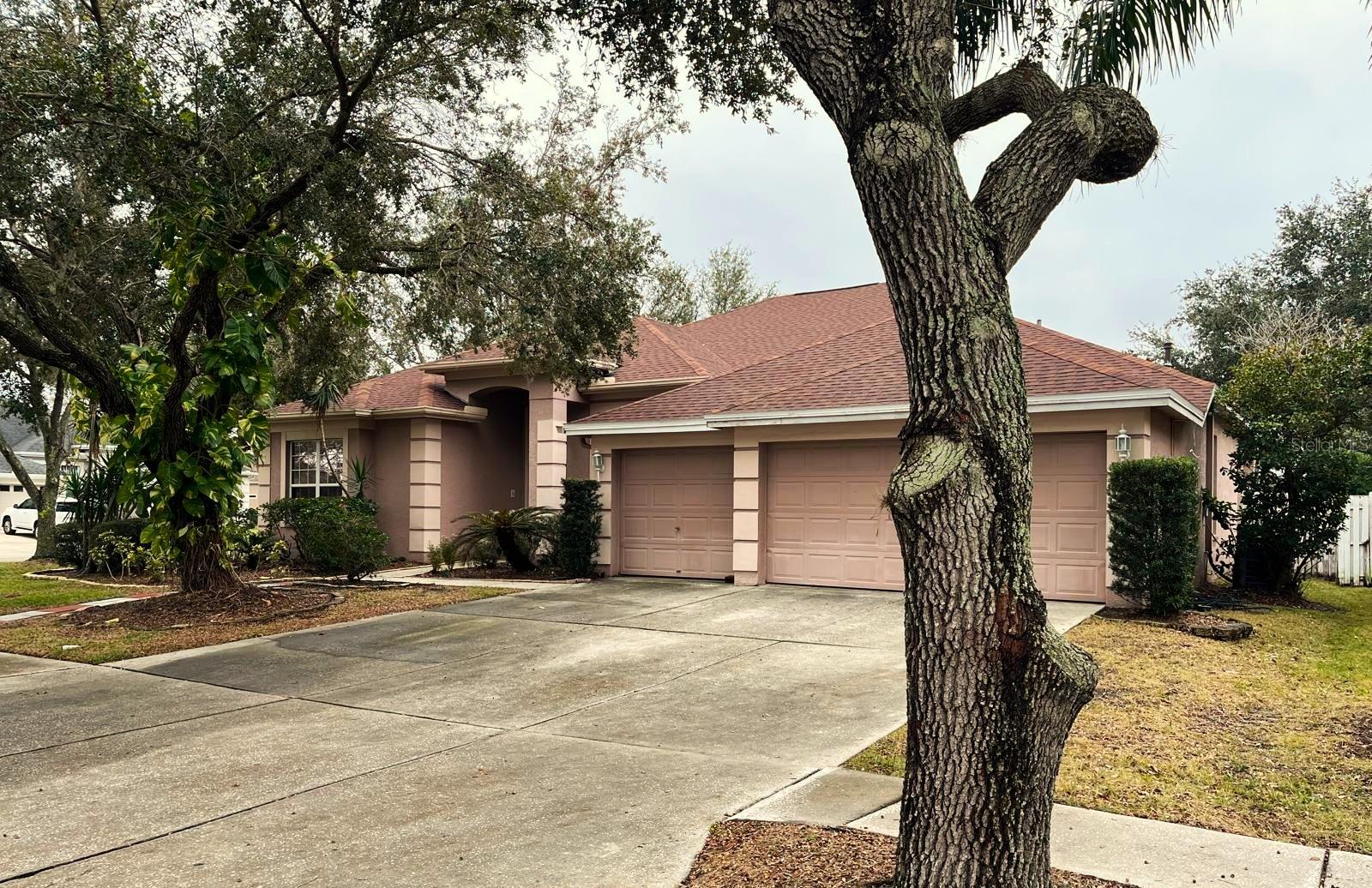 18108 SUGAR BROOKE DR, TAMPA, FL, 33647