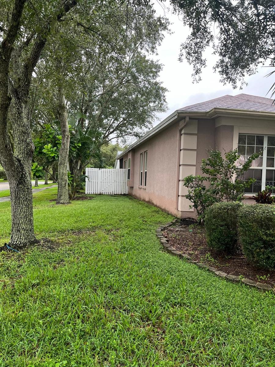 18108 SUGAR BROOKE DR, TAMPA, FL, 33647