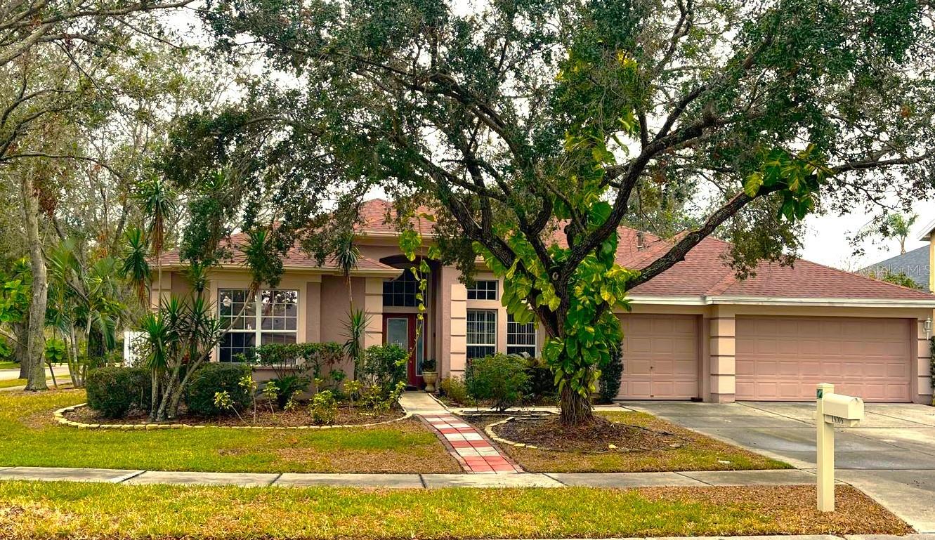 18108 SUGAR BROOKE DR, TAMPA, FL, 33647