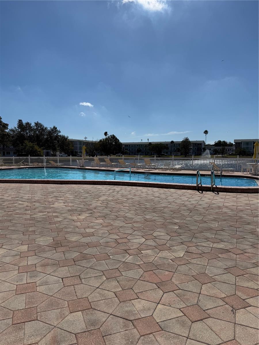 TB8345423 Property Photo