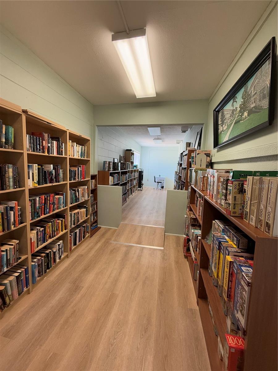 TB8345423 Property Photo