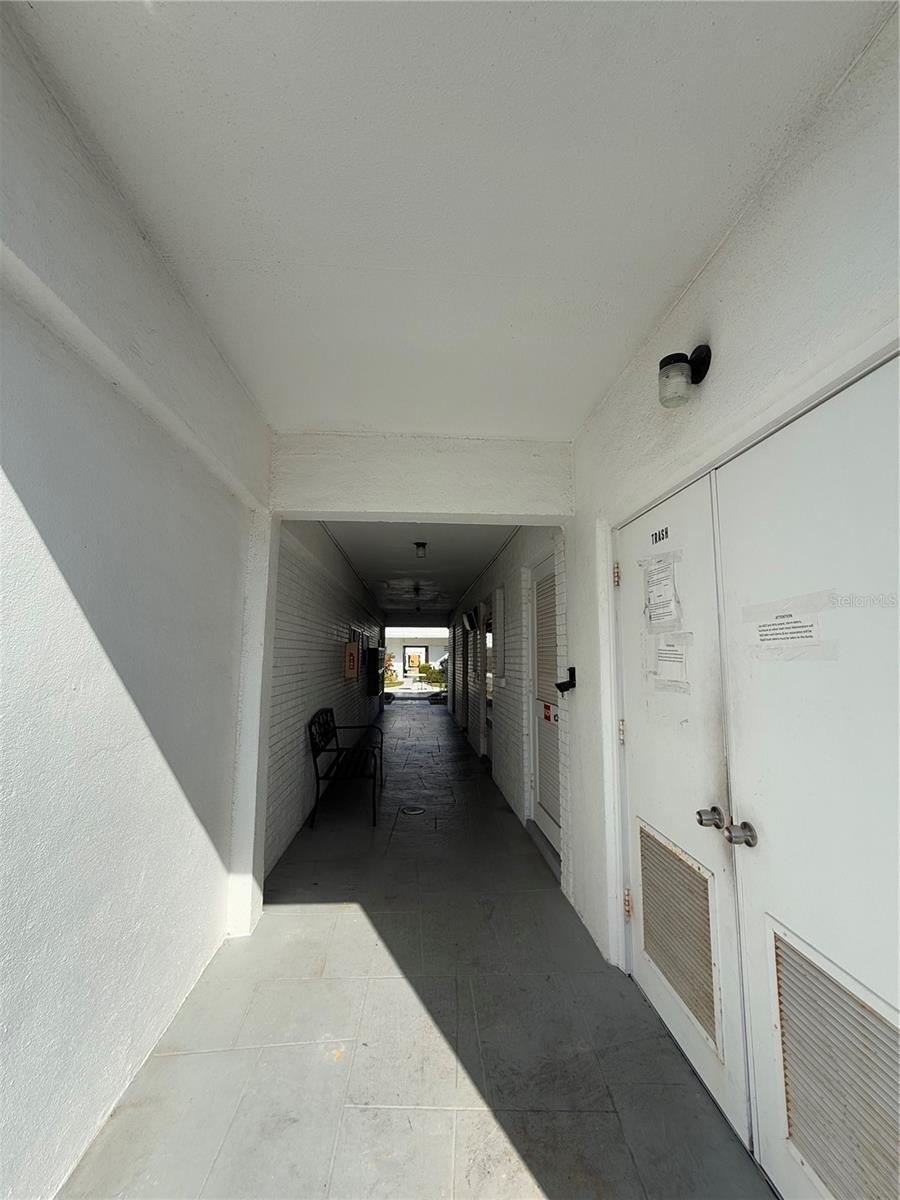 TB8345423 Property Photo