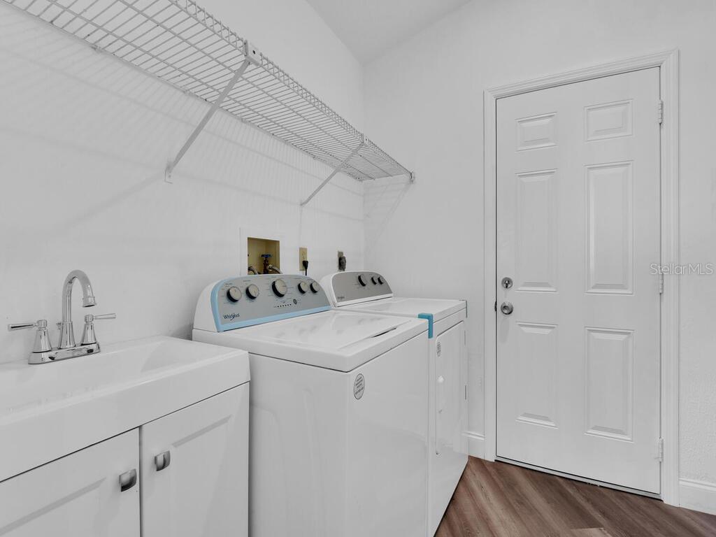 13738 RIVER FOREST DR, FORT MYERS, FL, 33905