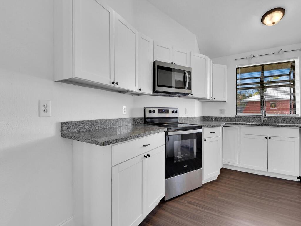 13738 RIVER FOREST DR, FORT MYERS, FL, 33905