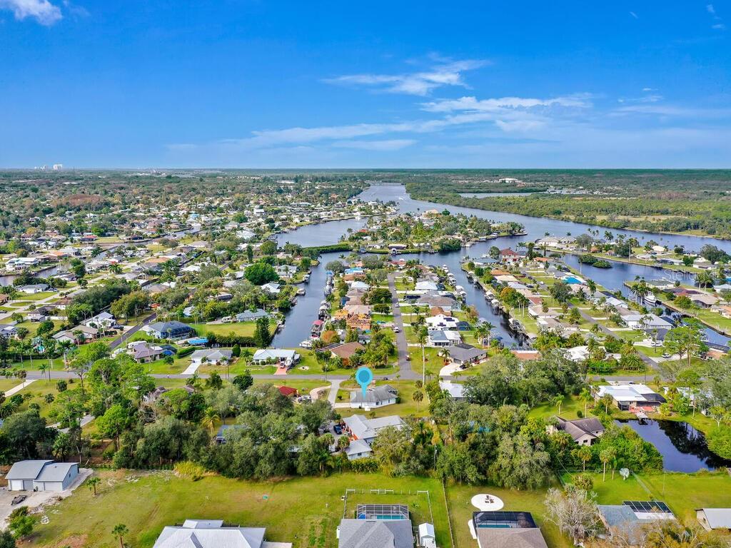 13738 RIVER FOREST DR, FORT MYERS, FL, 33905