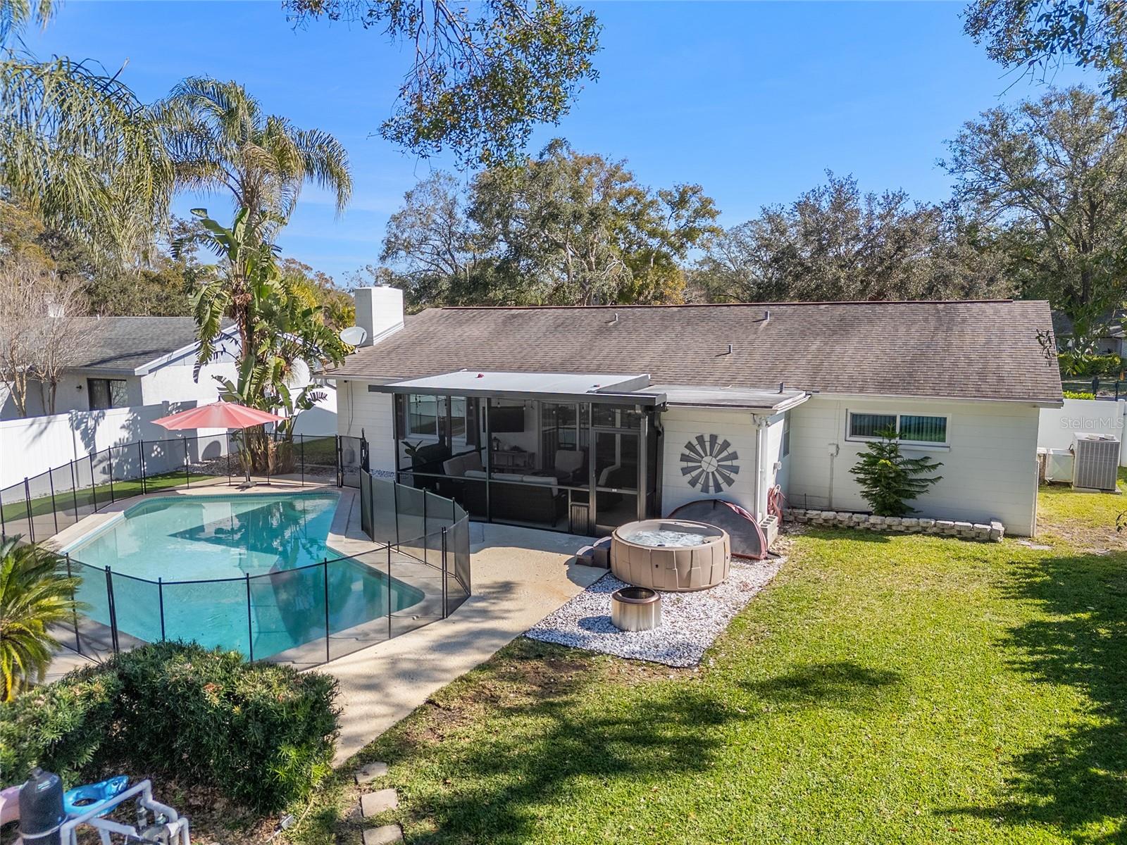 13510 SHADY SHORES DR, TAMPA, FL, 33613