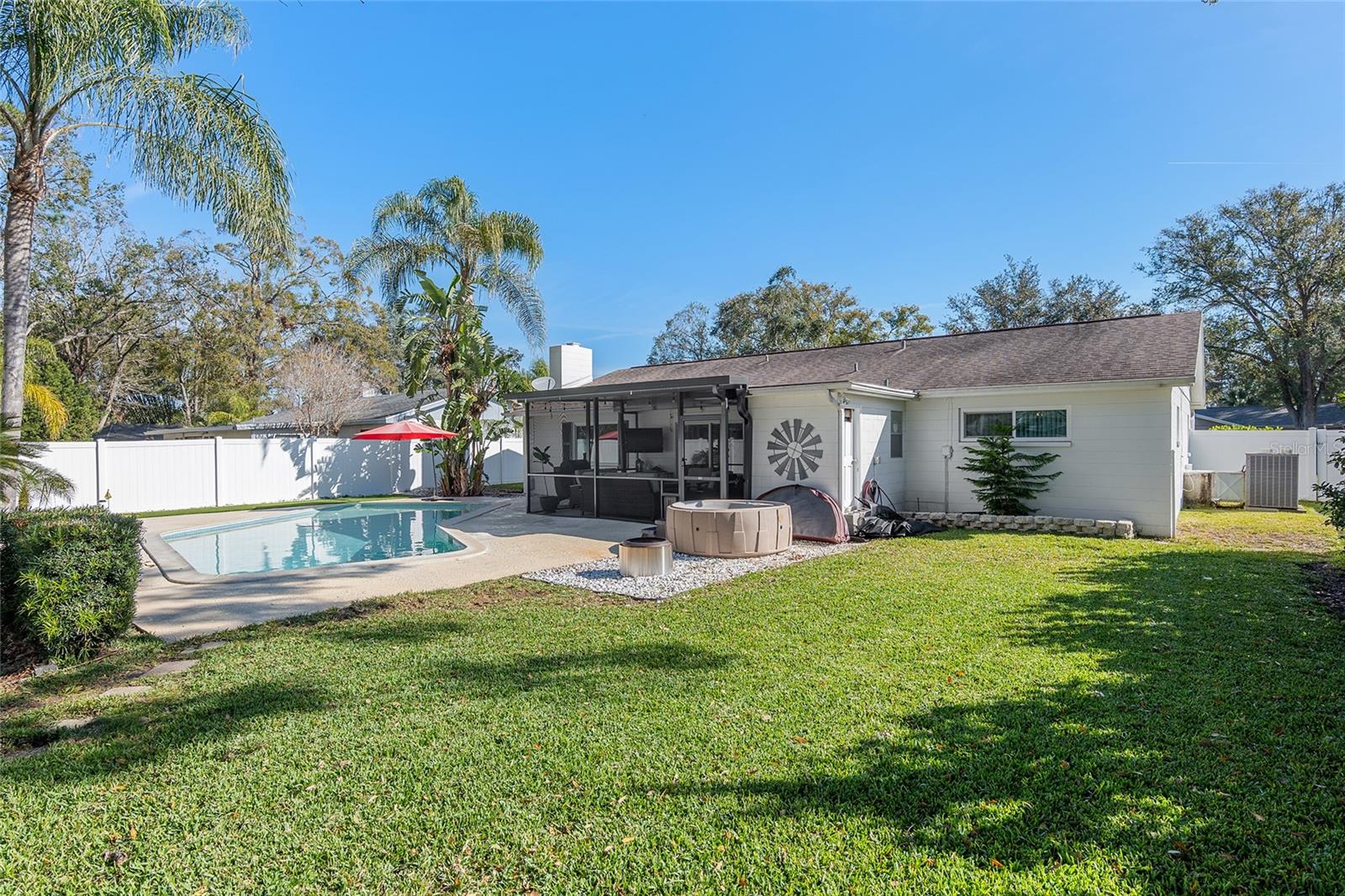 13510 SHADY SHORES DR, TAMPA, FL, 33613