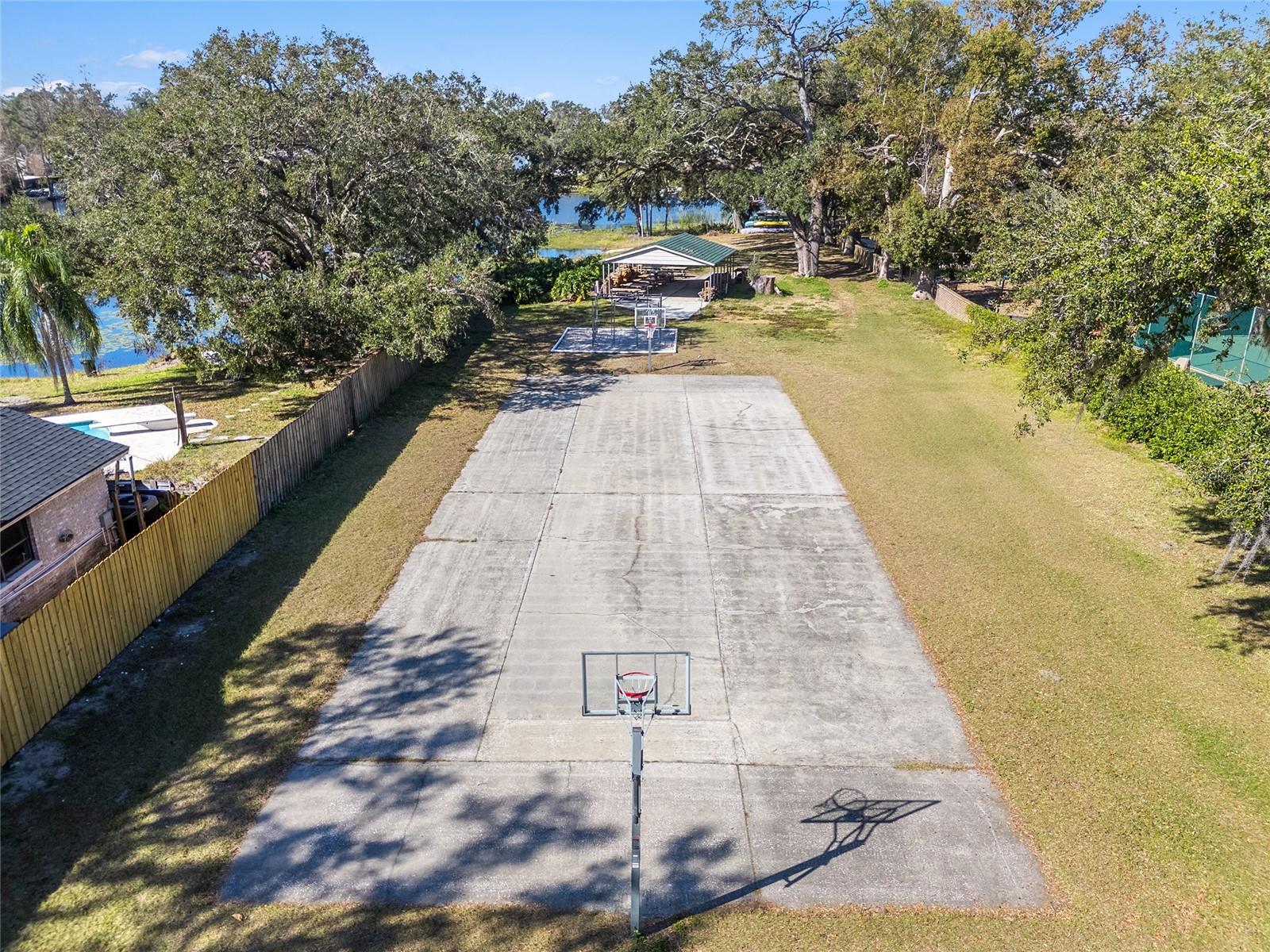 13510 SHADY SHORES DR, TAMPA, FL, 33613