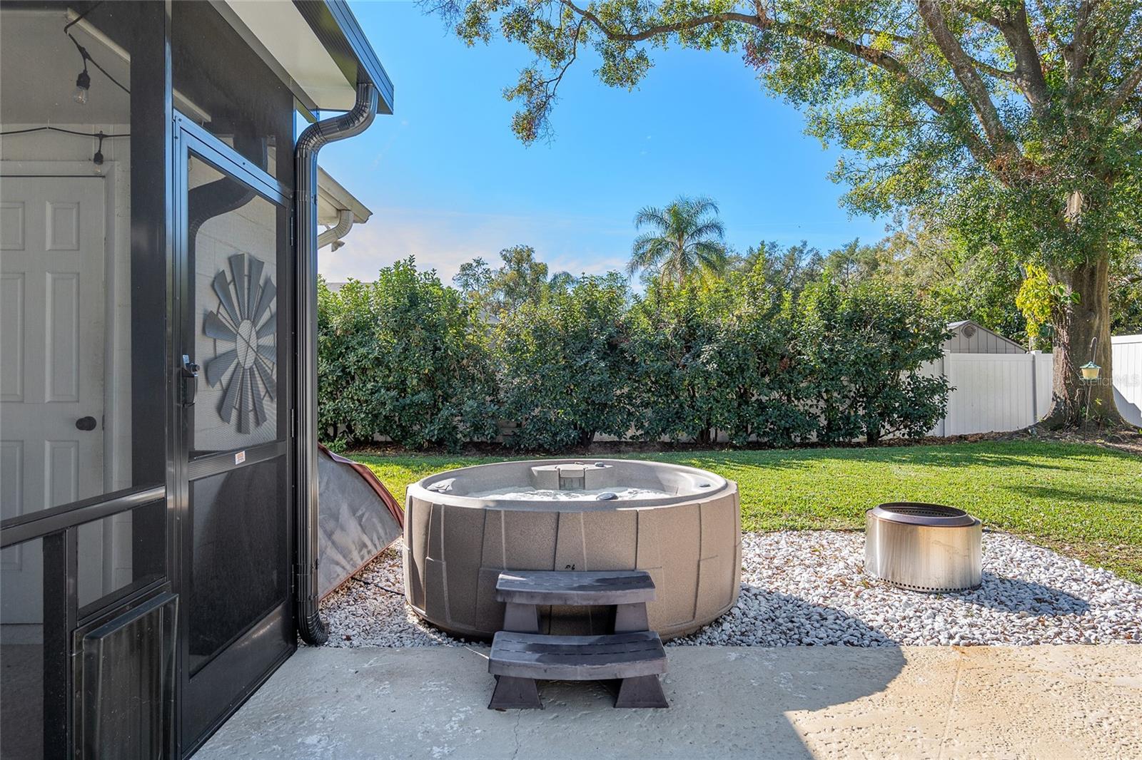 13510 SHADY SHORES DR, TAMPA, FL, 33613