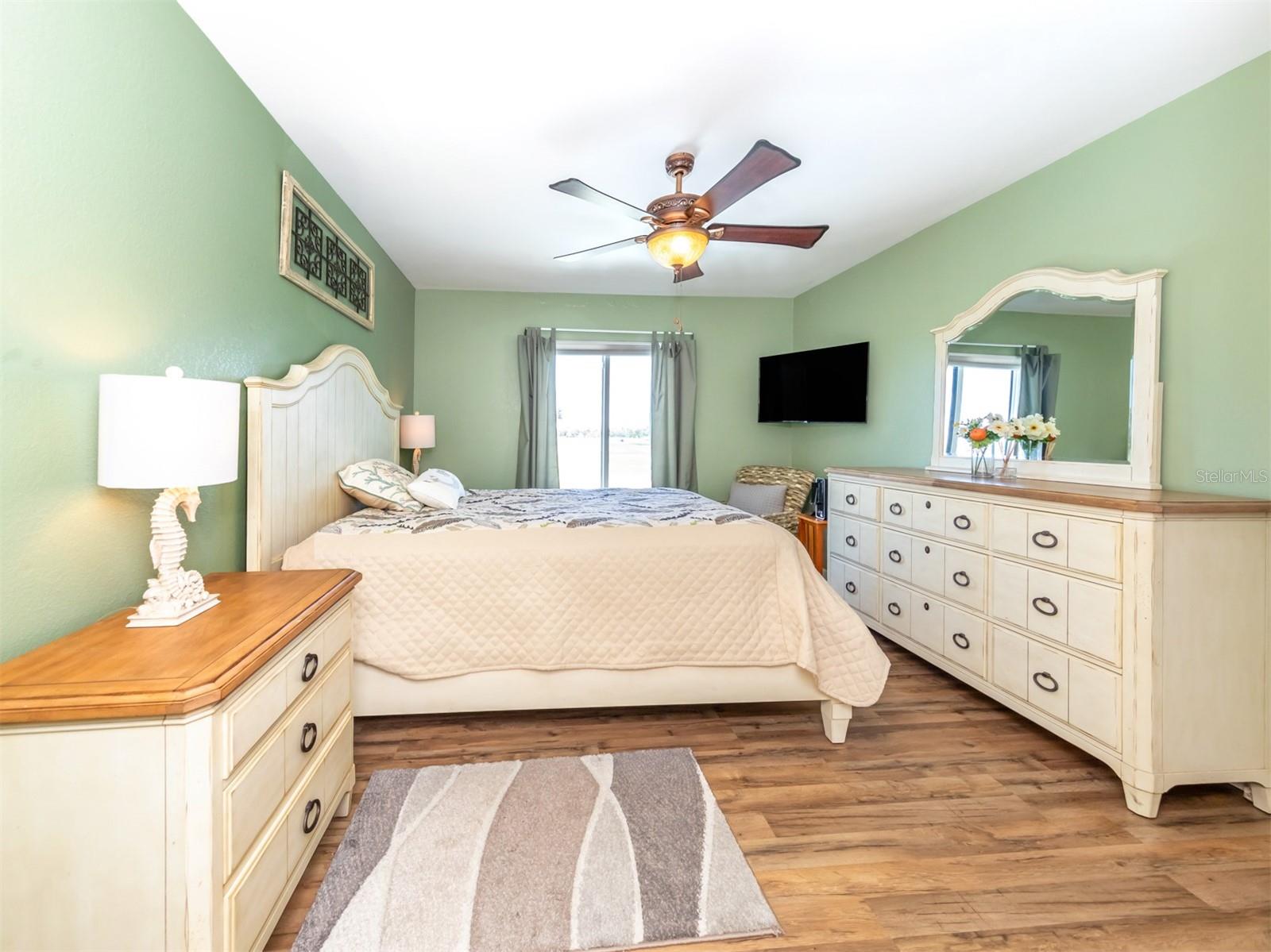 1360 RIO DE JANEIRO AVE #113, PUNTA GORDA, FL, 33983