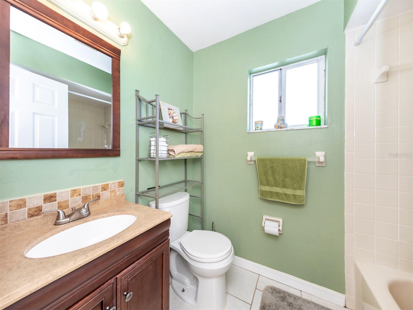 1360 RIO DE JANEIRO AVE #113, PUNTA GORDA, FL, 33983