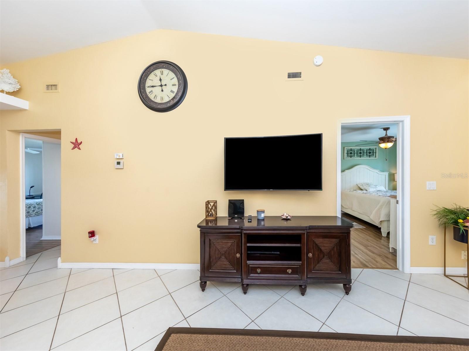 1360 RIO DE JANEIRO AVE #113, PUNTA GORDA, FL, 33983