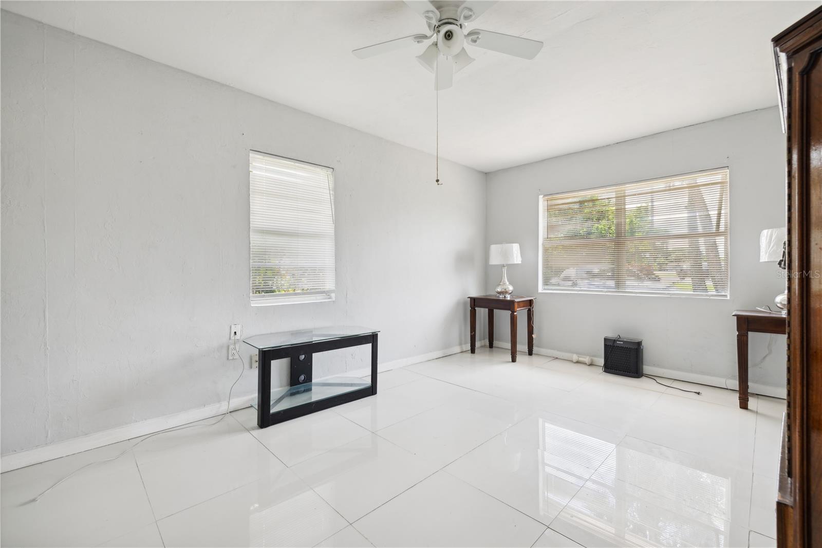 107 LEELAND HEIGHTS BLVD E, LEHIGH ACRES, FL, 33936