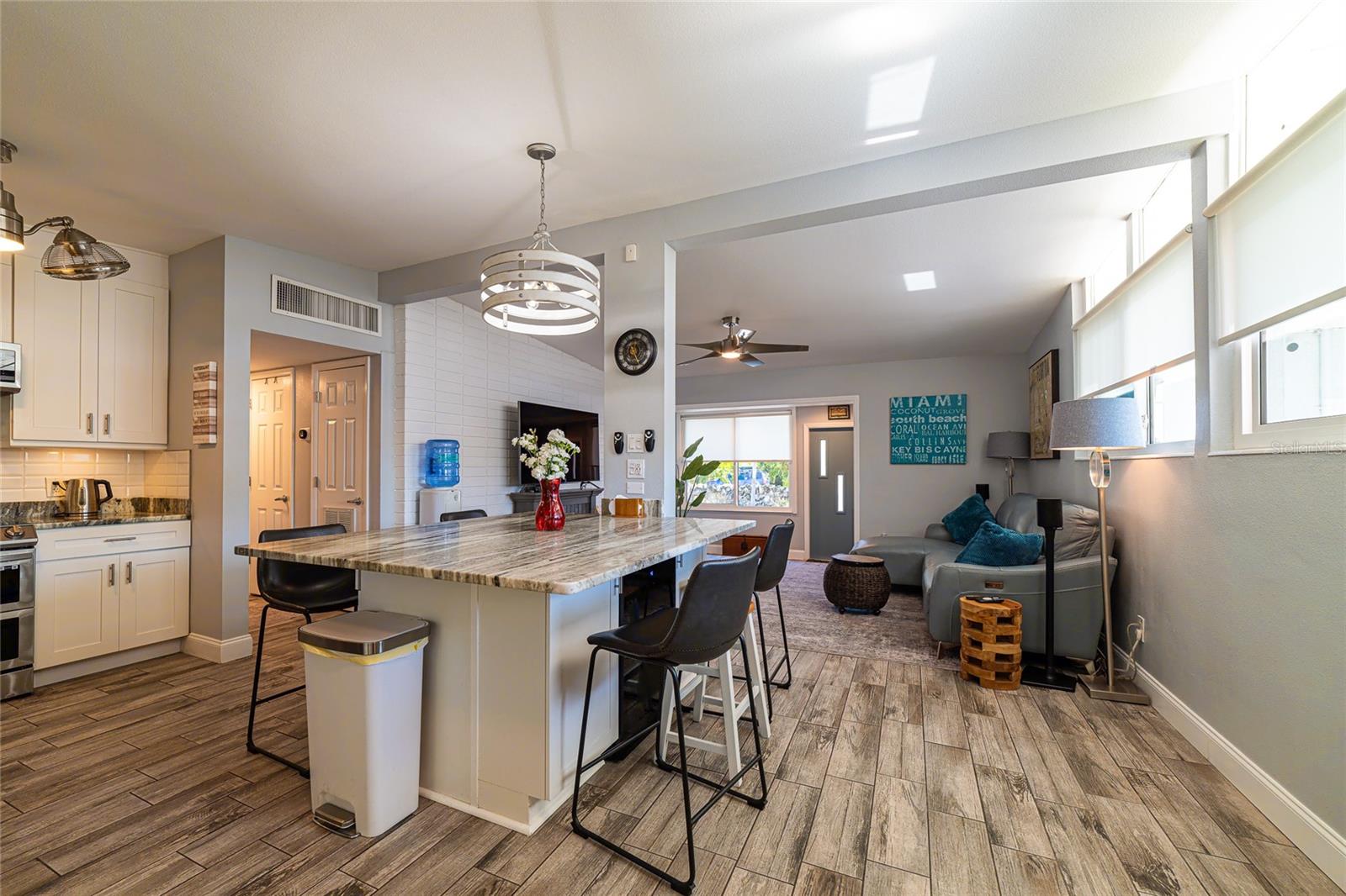 2798 66TH WAY N, ST PETERSBURG, FL, 33710
