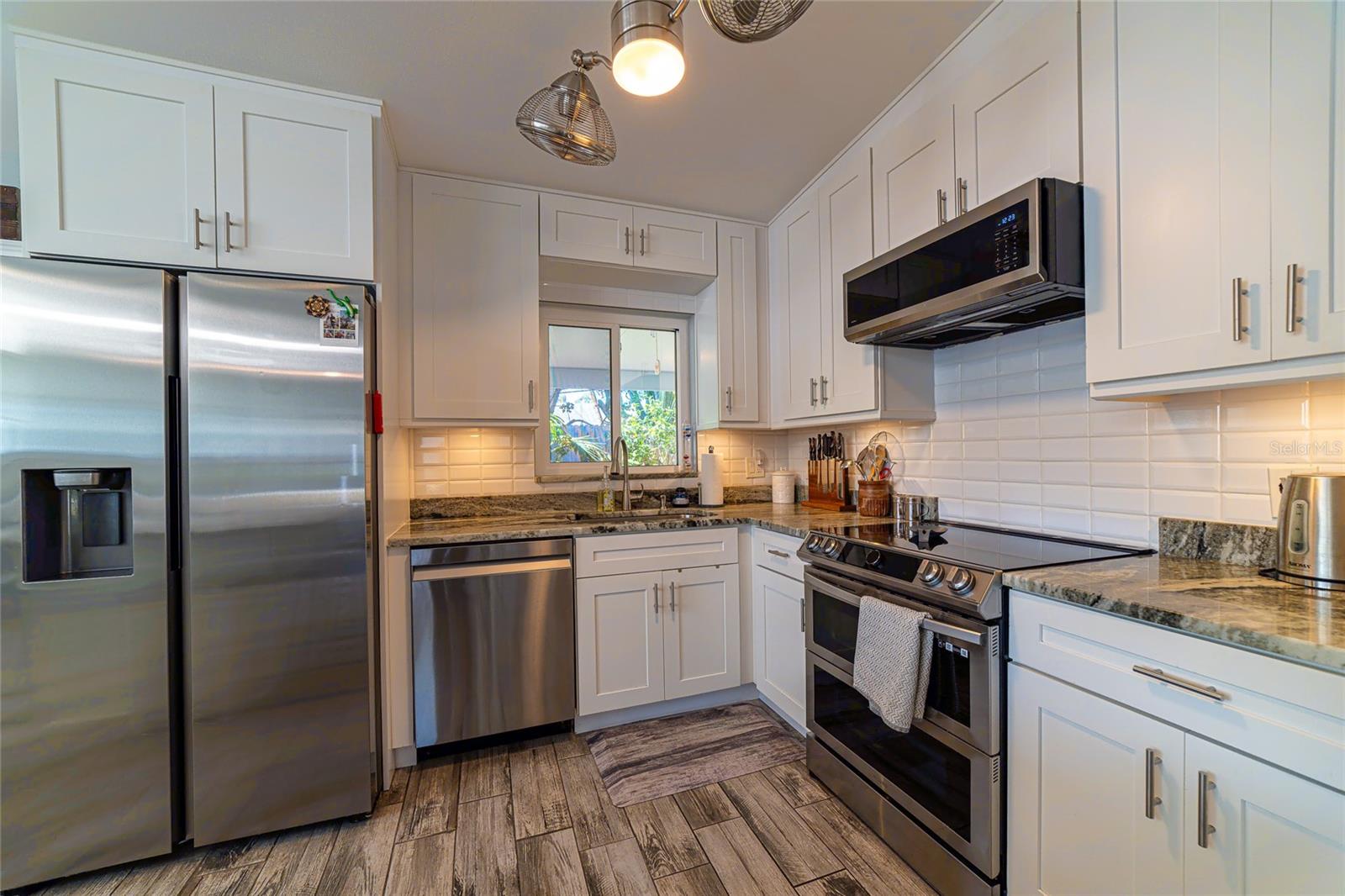 2798 66TH WAY N, ST PETERSBURG, FL, 33710