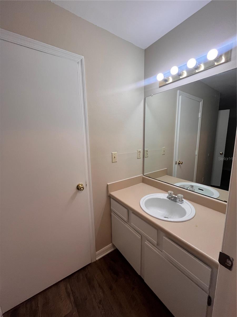 6088 WESTGATE DR #103, ORLANDO, FL, 32835