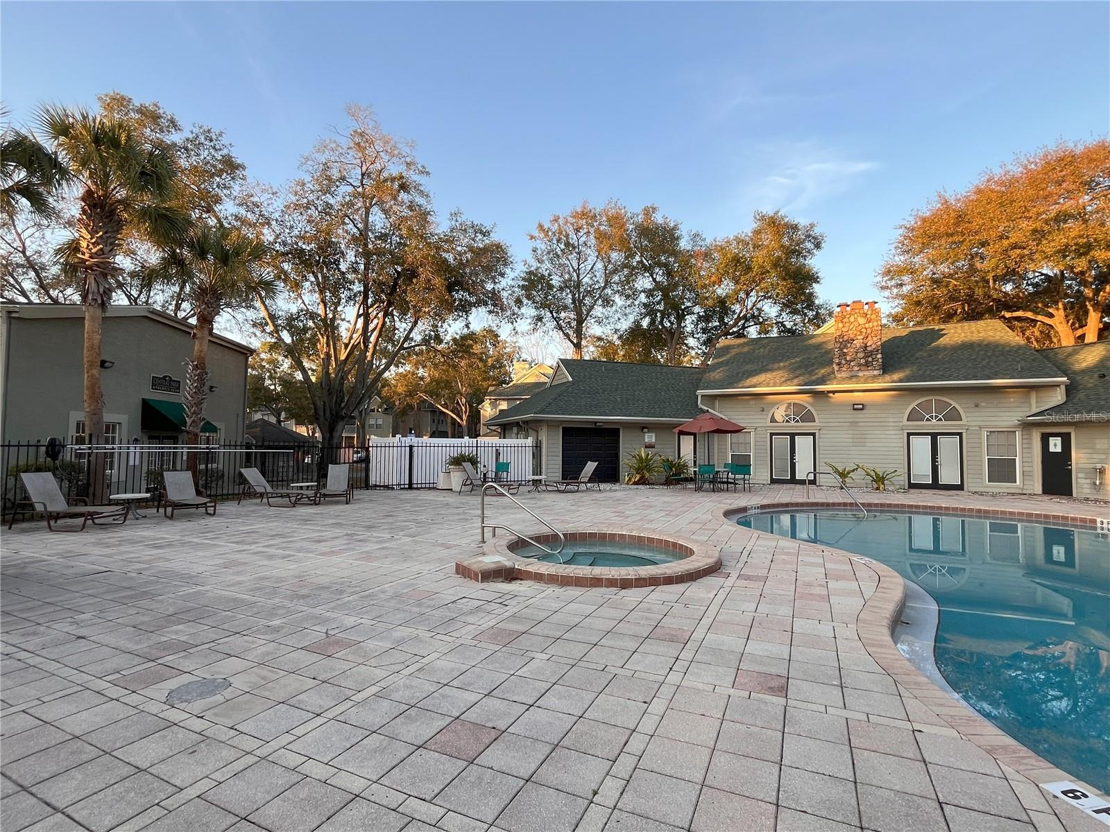 6088 WESTGATE DR #103, ORLANDO, FL, 32835