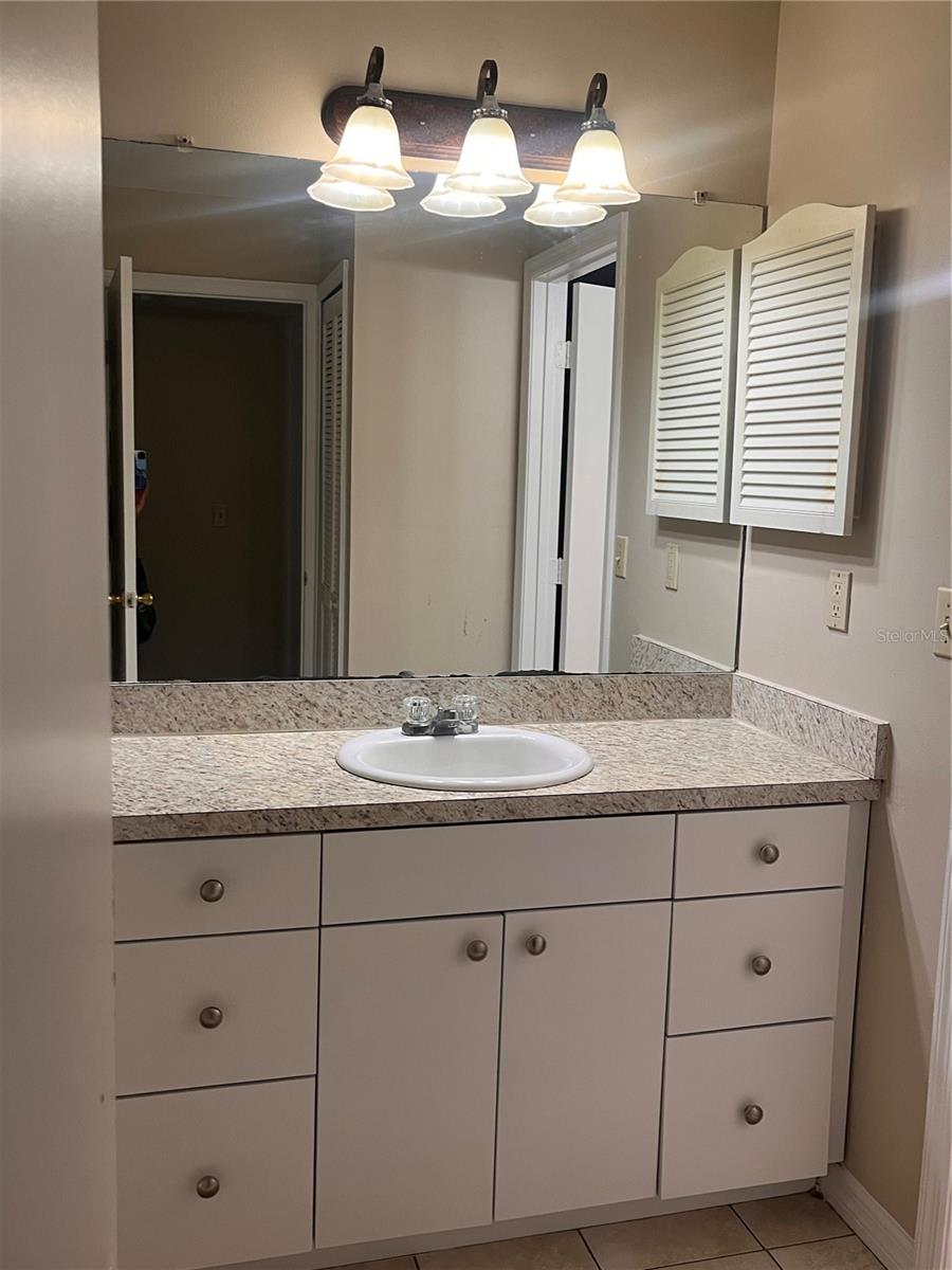 6088 WESTGATE DR #103, ORLANDO, FL, 32835