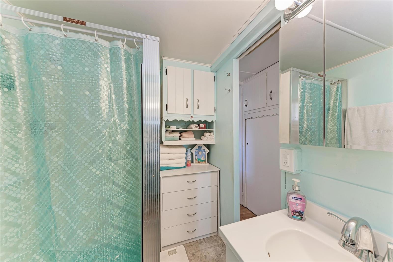 1610 IOWA AVE, BRADENTON, FL, 34207