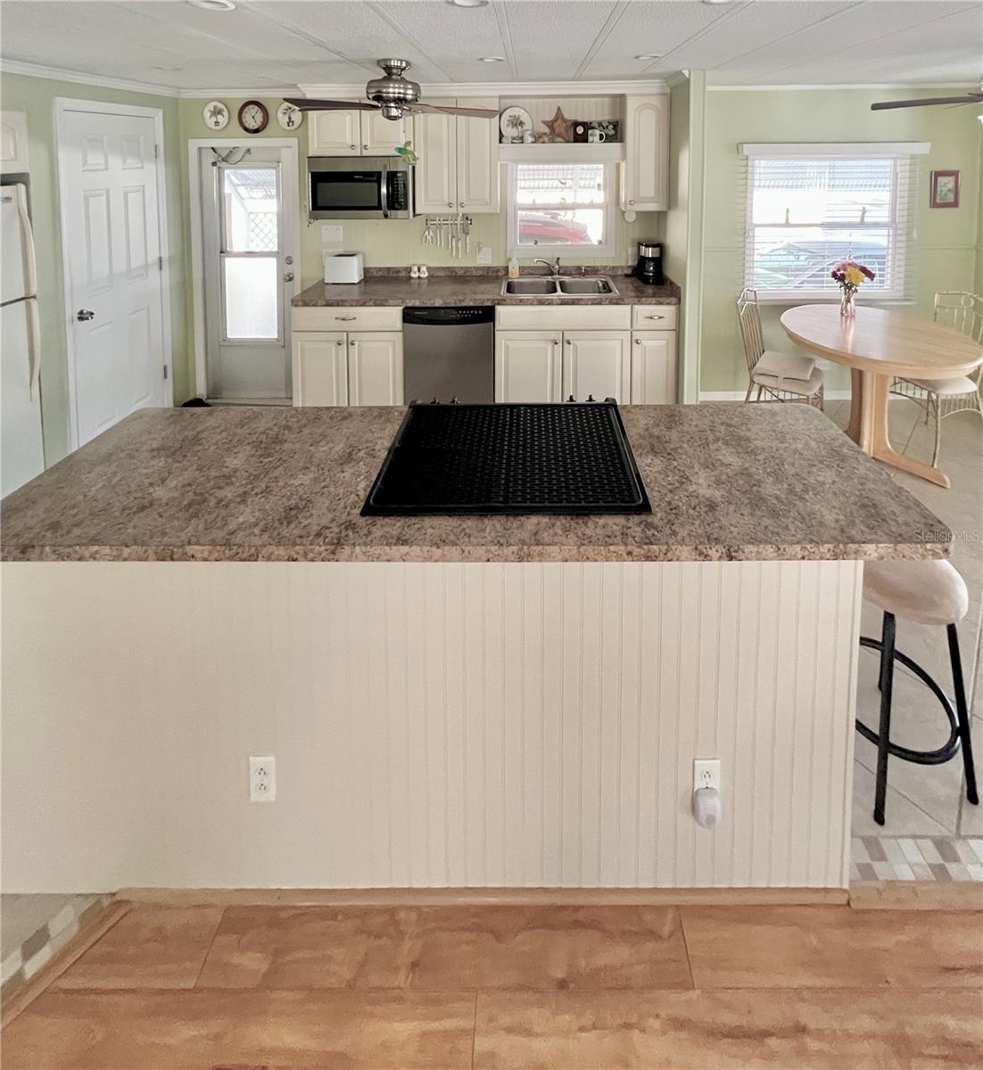 1100 BELCHER RD S #227, LARGO, FL, 33771